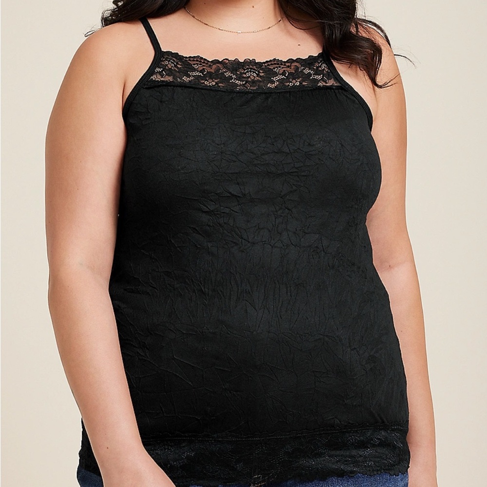EUC Maurice’s Solid Black Lace Trim Crinkle Cami Tank Top Plus Size 3 22/23 3X